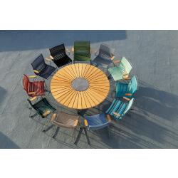 Houe Set aus CIRCLE Dining Table und 4x CLICK Dining Chair ohne Armlehnen
